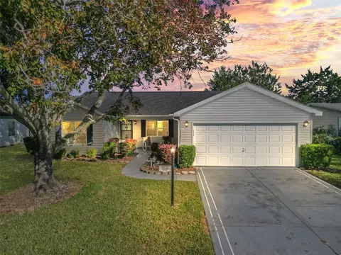 1727 Lauren Ln, The Villages, FL 32159