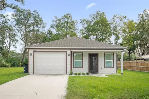 16905 SE 248th Ter, Umatilla, FL 32784