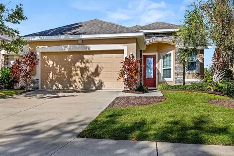 8825 Bridgeport Bay Cir, Mount Dora, FL 32757