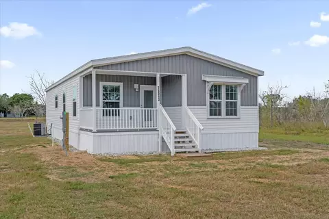 25013 Van Buren St, Astatula, FL 34705