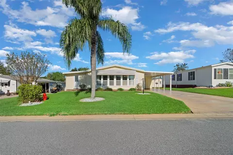 1704 Pebble Beach Ln, Lady Lake, FL 32159