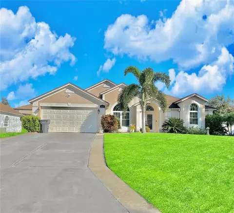 427 Via Del Sol Dr, Davenport, FL 33896