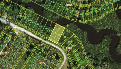 27484 San Carlos Dr, Punta Gorda, FL 33983