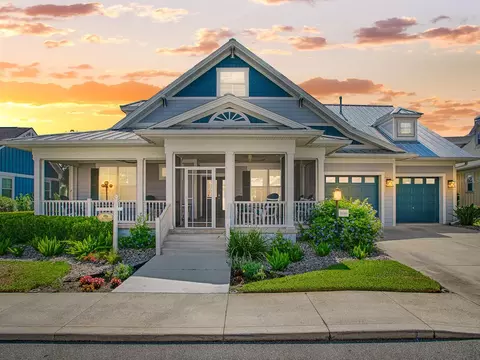 1040 Cottage Dr, The Villages, FL 32162