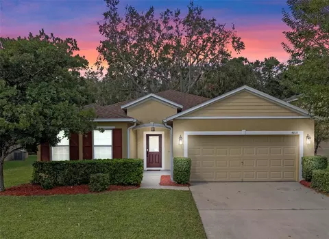 4818 Waters Gate Dr, Tavares, FL 32778