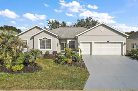 24124 Robinwood St, Leesburg, FL 34748