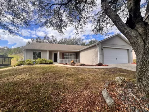 949 Cherry Laurel St, Minneola, FL 34715