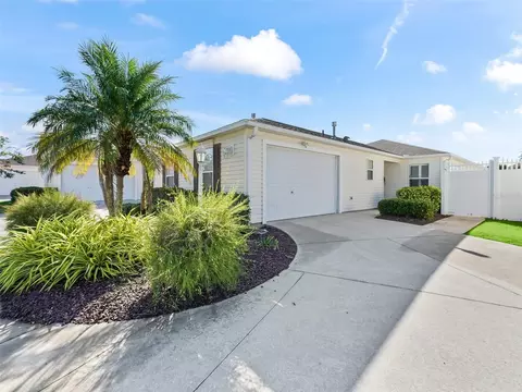 978 Tanglewood Pl, The Villages, FL 32162