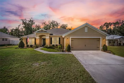 610 Willard Ave, Fruitland Park, FL 34731