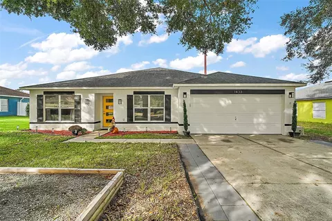 1433 Whooping Dr, Groveland, FL 34736
