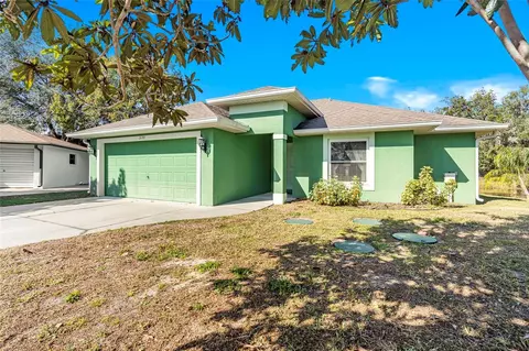 26701 Bimini Dr, Tavares, FL 32778