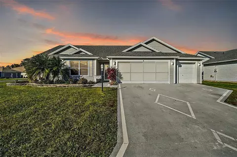1711 Augustine Dr, The Villages, FL 32159