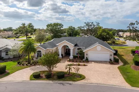 9321 Butler Blvd, Weeki Wachee, FL 34613