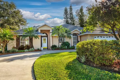 33516 Overton Dr, Leesburg, FL 34788