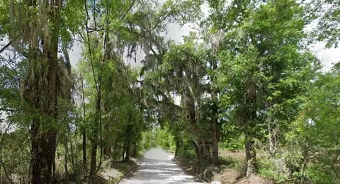 207 SW Ford Ln, Lake City, FL 32024