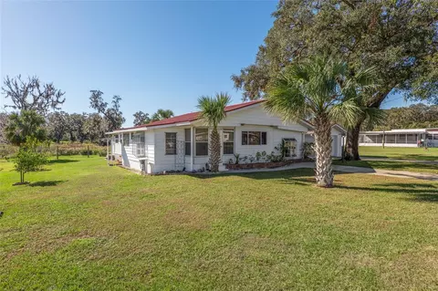 5550 Bird Island Dr, Lady Lake, FL 32159
