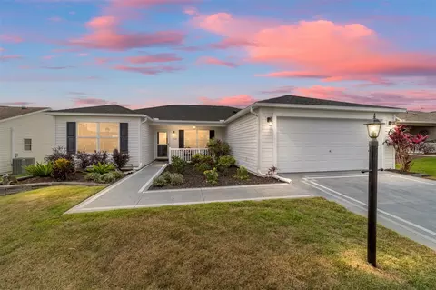 2552 English Ivy Cir, The Villages, FL 32162