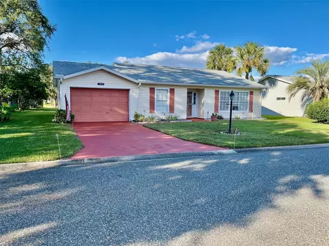 5006 El Destino Dr, Leesburg, FL 34748