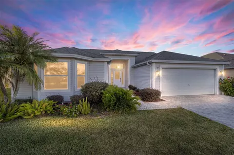 1725 Oak Forest Dr, The Villages, FL 32162