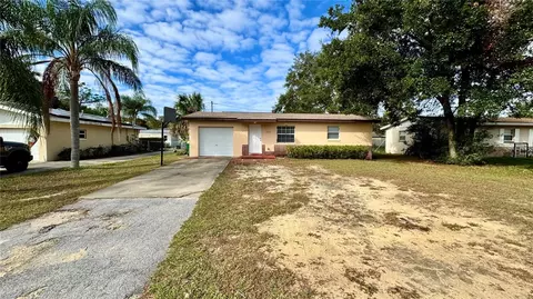1210 Monterey Dr, Eustis, FL 32726