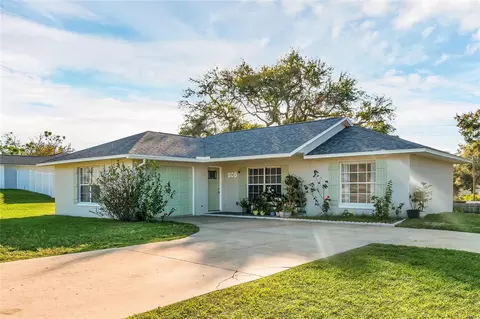 808 Orange Brook Dr, Minneola, FL 34715
