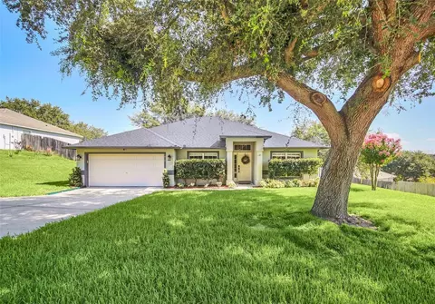 1418 Golden Pond Dr, Clermont, FL 34715
