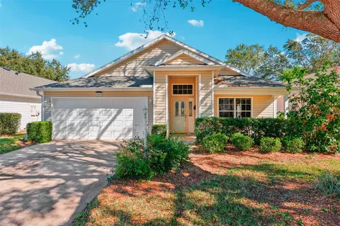 25004 Cranes Roost Cir, Leesburg, FL 34748