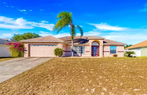 8021 Cardinal Winds Ln, Mascotte, FL 34753