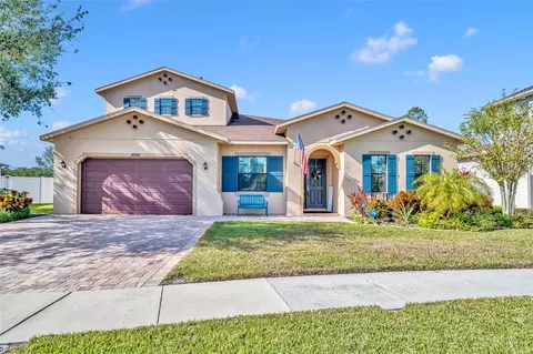 4200 Foxhound Dr, Clermont, FL 34711