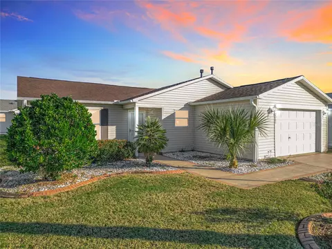 2361 E Gaffney Ave, The Villages, FL 32162