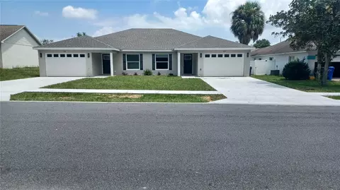 439 Woodview Dr, Tavares, FL 32778
