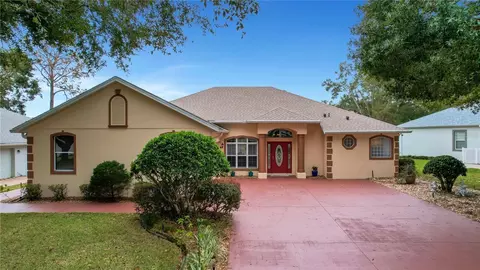 5509 Grove Mnr, Lady Lake, FL 32159