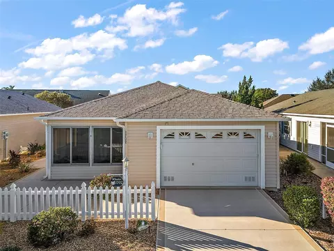 1702 Abasco Ct, The Villages, FL 32162