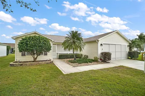1297 Sunflower St, The Villages, FL 32162