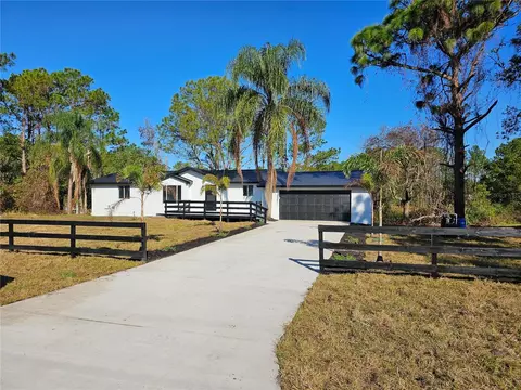 30033 W Thyme Ave, Eustis, FL 32736