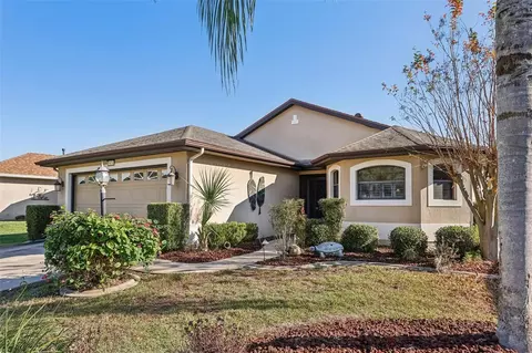 5474 Bounty Cir, Tavares, FL 32778