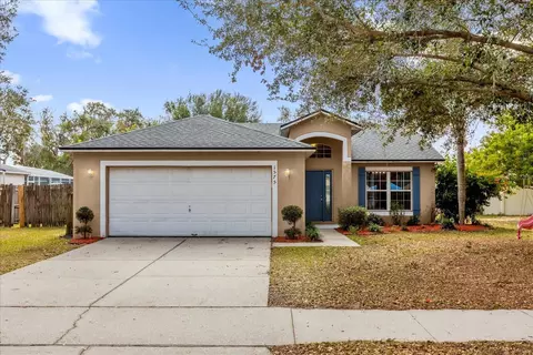 1575 Whooping Dr, Groveland, FL 34736