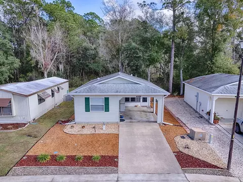 32314 Oak Park Dr, Leesburg, FL 34748