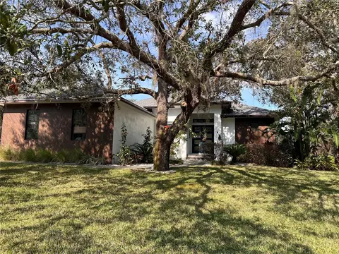 2983 Chickasaw Dr, Haines City, FL 33844