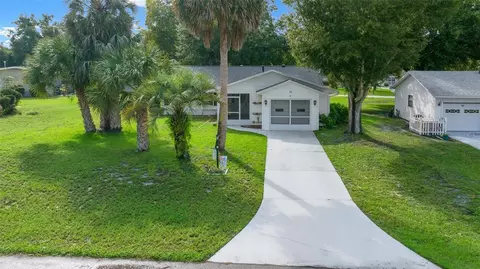 77 Aberdeen Cir #77A, Leesburg, FL 34788