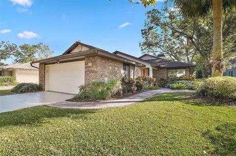 107 Waterwood Dr, Yalaha, FL 34797