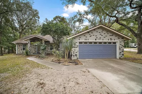 25900 Oakridge Ave, Sorrento, FL 32776