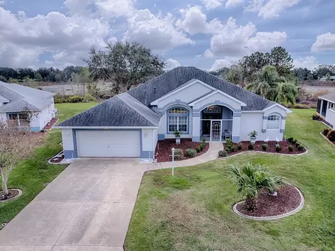 5626 Squires Dr, Leesburg, FL 34748