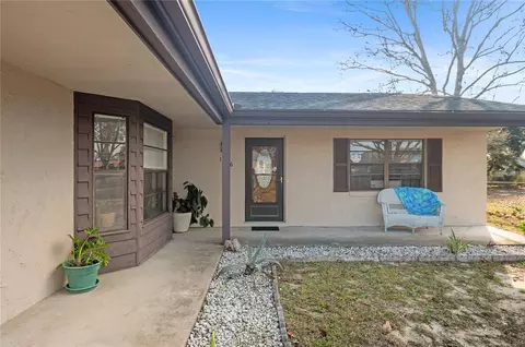 11146 Pine St, Leesburg, FL 34788