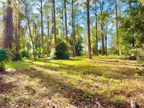 24120 Greenwood Xing, Eustis, FL 32736
