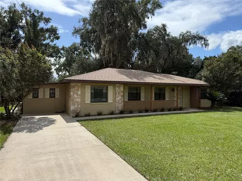 403 W Palm Ave, Bushnell, FL 33513