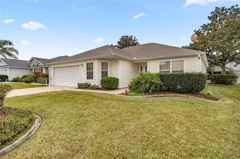 1816 Cordero Ct, Lady Lake, FL 32159