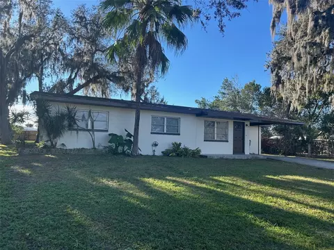 609 Scenic St, Leesburg, FL 34748
