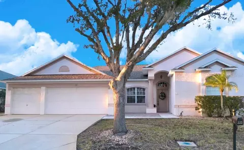 335 Grand Reserve Dr, Davenport, FL 33837
