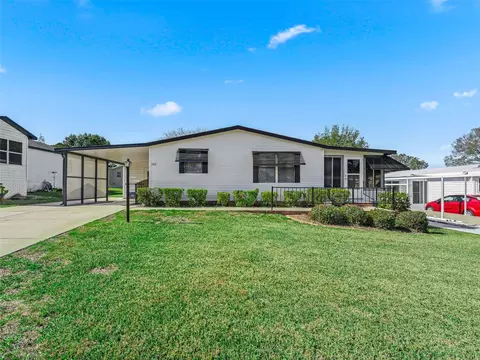1210 Tarpon Ln, The Villages, FL 32159